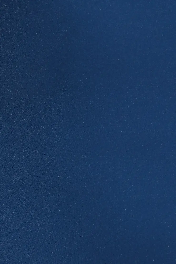 Sleek Sweetheart T-Shirt - Image 4