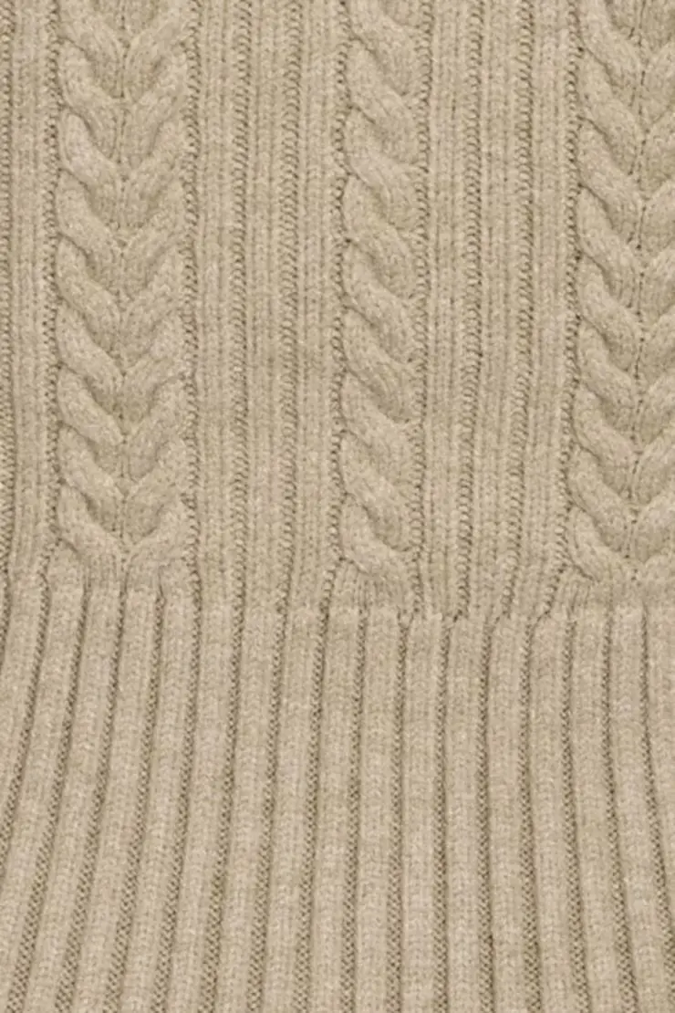 Cable Knit Zippy - Image 4