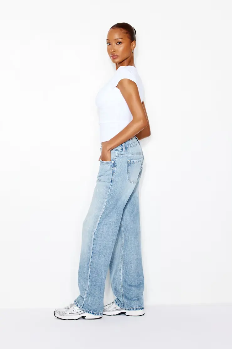 Low Rise Relaxed Jeans - Image 2