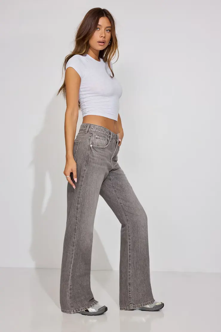 90S Straight Jeans - Image 3