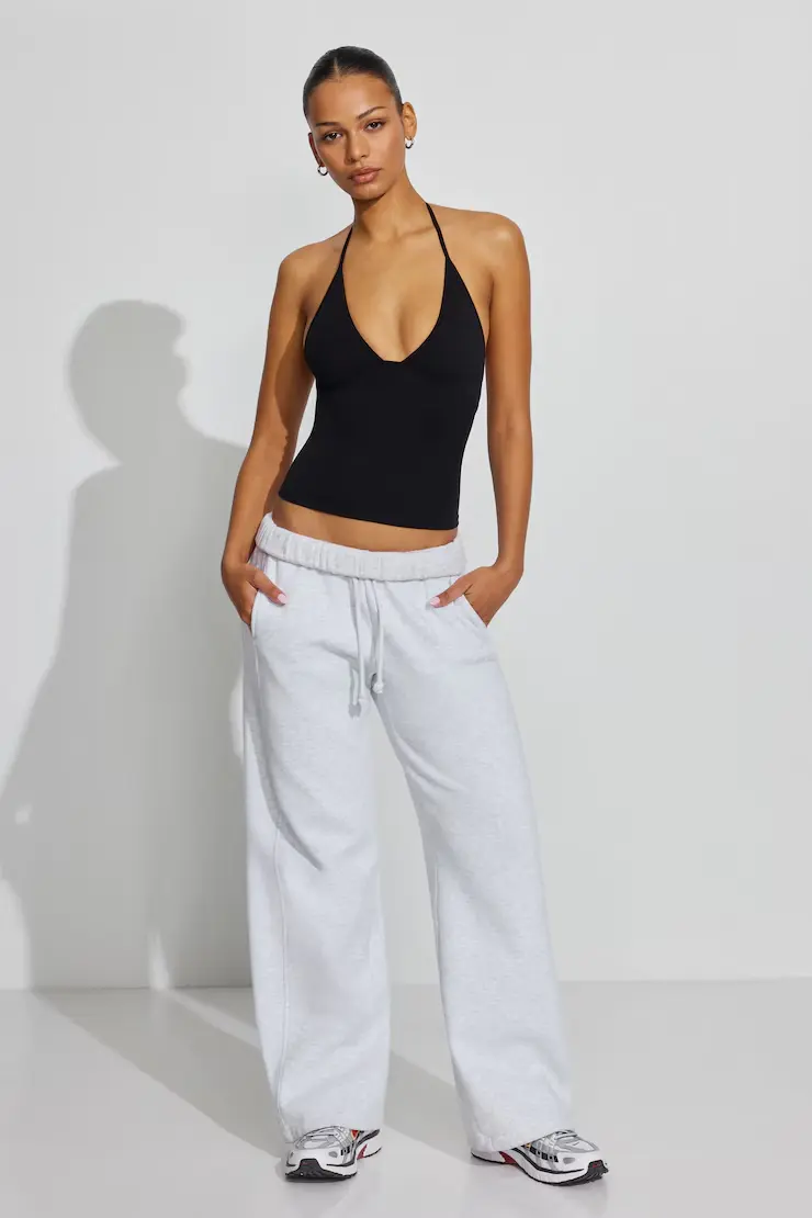 Sleek Plunge Halter Top - Image 4